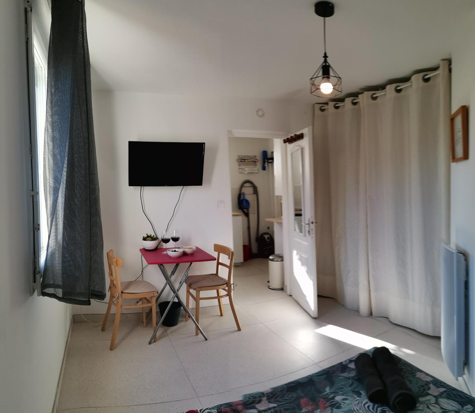 Studio Dans La Villa Les Cigales Lézignan-Corbières Εξωτερικό φωτογραφία